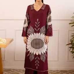 HERE&NOW Floral Printed Thread Work Straight Kurta with Palazzos image 2
