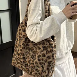 StyleCast Animal Structured Hobo Bag with Quilted-image-15