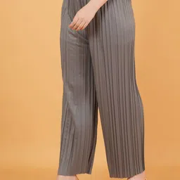 LECOWAR Women Relaxed Pleated Wide Leg Parallel Trousers image 4