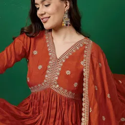 all about you Women Ethnic Motifs Embroidered Empire Thread Work Kurta with Trousers & With Dupatta image 4