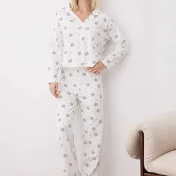 Trendyol Women Pure Cotton Floral Printed Lapel Collar Night suit-image-63