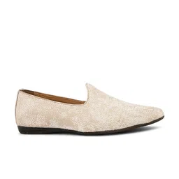 house of pataudi House of PataudiMen Textured Casual Mojaris image 4