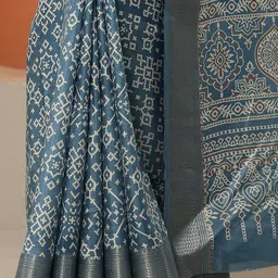 Libas Ethnic Motifs Zari Silk Blend Handloom Saree image 5