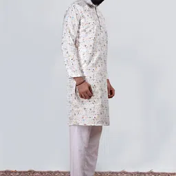 KURTA WALLAH Men Geometric Printed Thread Work Floral Kurta image 5