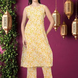 neonari Women Floral Printed Regular Pure Cotton Kurta with Trousers-picture-19