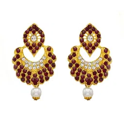 Women Click Stone Studded & Beaded Jewellery Set image 3