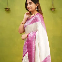 BerMondsey Woven Design Zari Banarasi Saree image 2