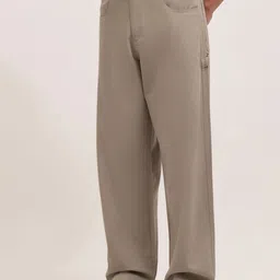 Espanshe Men Relaxed Straight Leg Trousers image 2