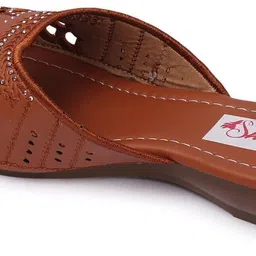 shokiya Women Bellies Sandal image 4