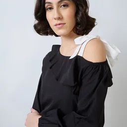 SZN Crop Top image 5