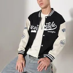 SHOWOFF Typography Printed Mandarin Collar Lightweight Cotton Varsity Jacket-picture-31