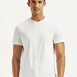 Levis Men Solid Round Neck Cotton Slim Fit T-shirt-picture-29