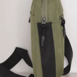 STOIC Unisex Solid Messenger Bag image 3