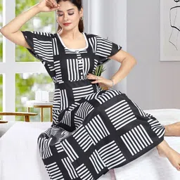 CINCO Women Printed Maxi Nightdress image 2