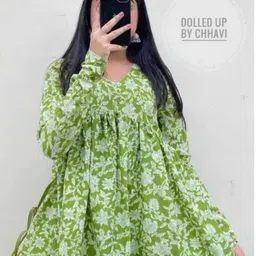 samod Casual Regular Sleeves Printed Women Green Top-picture-24