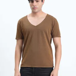showoffff Men Solid V Neck Cotton Blend Brown T-Shirt image 2