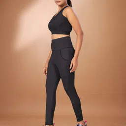 poojaran Solid Women Track Suit image 3