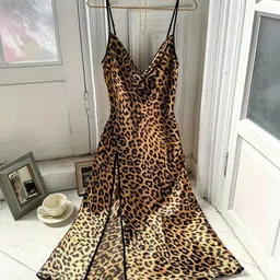 PHALIN Printed Nightdress image 5