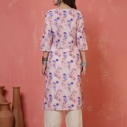 Anouk Rustic Women Floral Printed V-Neck Chanderi Silk Kurta image 3