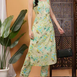 KHAKA Women Floral Printed Regular Kurta with Trousers-picture-13