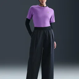 Nike Sportswear Women's T-shirt image 4