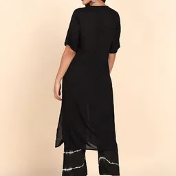 Maaesa Women Black Regular Solid Kurta with Palazzos image 4