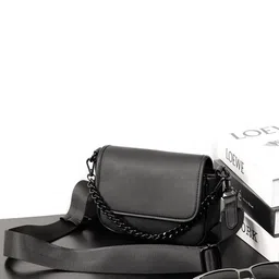 Mast & Harbour Messenger Bag-picture-14