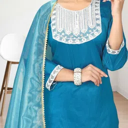 snizvi Women Floral Embroidered Regular Pure Cotton Kurta with Churidar-picture-11