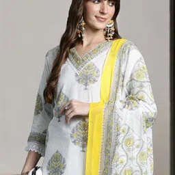 Indo Era Women Ethnic Motifs Printed Regular Pure Cotton Kurta with Trousers & With Dupatta-picture-11