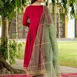 DIVASTRI Women Regular Kurta with Trousers & With Dupatta image 3