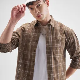 HIGHLANDER Men Dobby Relaxed Fit Checked Spread Collar Casual Shirt-image-65