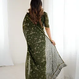 HMP Fashion Ethnic Motifs Embroidered Saree image 2