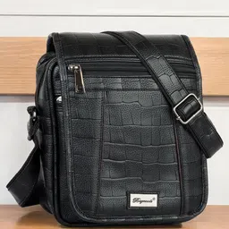 bagneeds Unisex Textured Messenger Bag image 1
