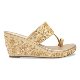 Rocia Ethnic Platform with image 2