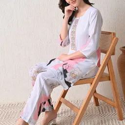 HARIKS Printed Round Neck Tunic With Trousers Co-Ords image 3