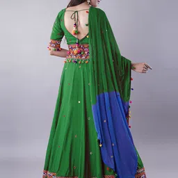 Utsav Fashion Embroidered Thread Work Ready to Wear Lehenga & Blouse With Dupatta image 2
