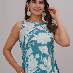 Bahe Kurtiz Floral Printed Round Neck Pure Cotton A-line Kurta With Palazzos image 4