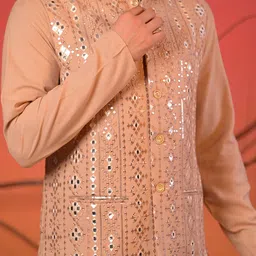Rangkathaa Men Geometric Embroidered Mirror Work Regular Pure Silk Kurta with Trousers image 2