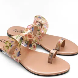 quillion Women Flats Sandal image 2