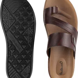 walkaroo Men Sandal image 5