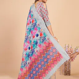 Mitera Floral Linen Blend Sungudi Saree image 2