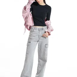 Bewakoof Women Round Neck Slim Fit Top image 4