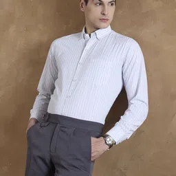 DENNISON Men Smart Grid Tattersall Checked Formal Shirt image 4