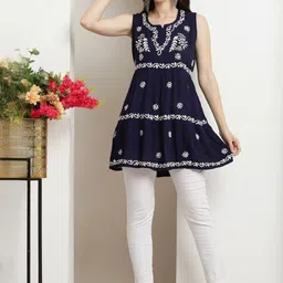 FIIZA Embroidered Thread Work Thread Work Kurti image 2