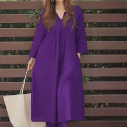 DIVASTRI Women Regular Kurta with Trousers-picture-10