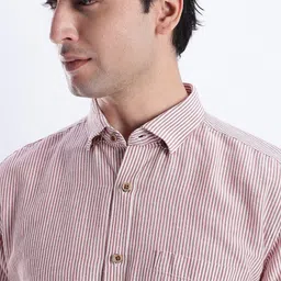 TURMS Men Stain And Water Repellent Anti Odor Button Down Collar Kansas Linen Stripe Shirt image 3