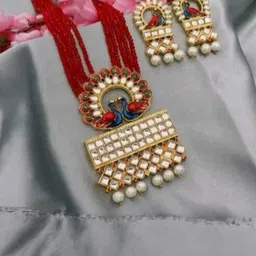 UNNATI JEWEL Maroon Beadded & Kundan Studded Jewellery Set-picture-25