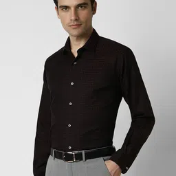 Van Heusen Men Spread Collar Micro Checked Cotton Slim Fit Formal Shirt image 3