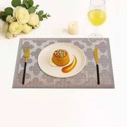 LUXEHOME INTERNATIONAL Brown Textured Heat-Resistant & Anti-Skid Table Placemats image 2