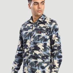 Bene Kleed Men Abstract Printed Spread Collar Cotton Casual Shirt image 5